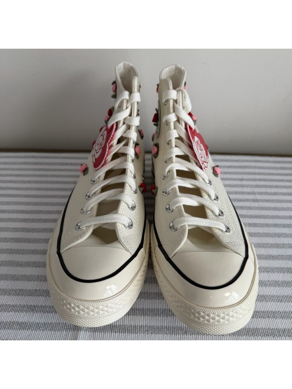 Converse NEW Unisex Chuck 70 Valentine's Day Hi Top Shoe Size 10 or 8 - Picture 3 of 14